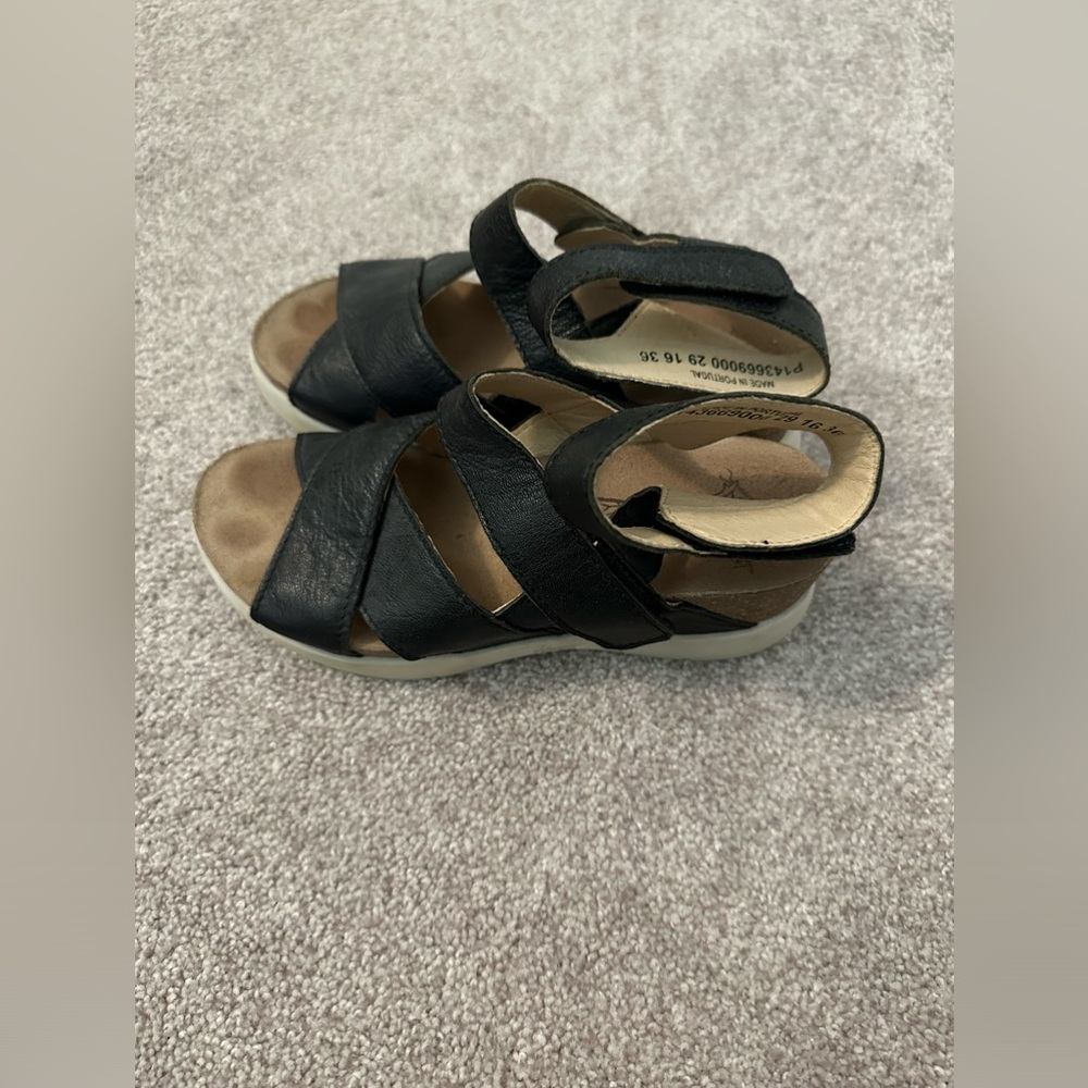 Fly London Mousse Sandal View 2